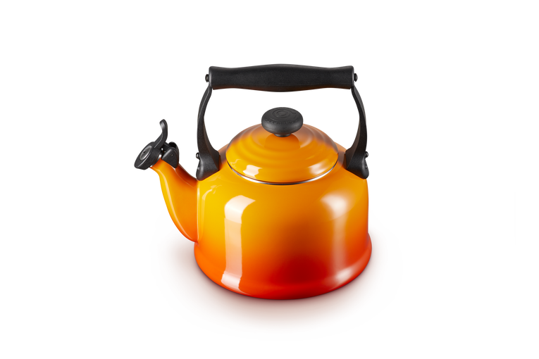 Le Creuset 2.1L Traditional Kettle - Volcanic | 40102020900000