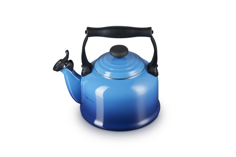 Le Creuset 2.1L Traditional Kettle - Azure | 40102022200000