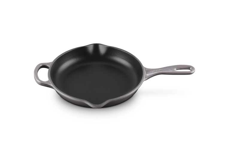 Le Creuset 23cm Cast Iron Round Skillet - Flint | 20182234440422