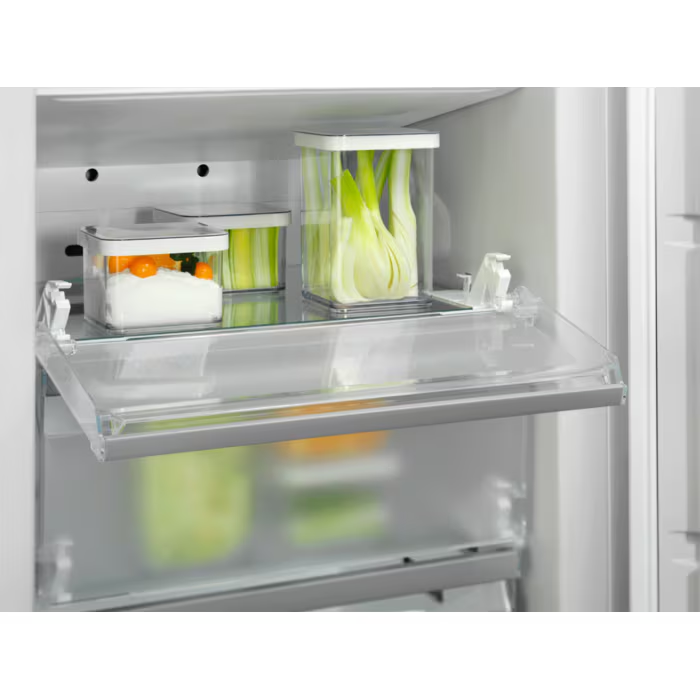 Electrolux 700 Intregrated No Frost Freezer | KUN7NE18C