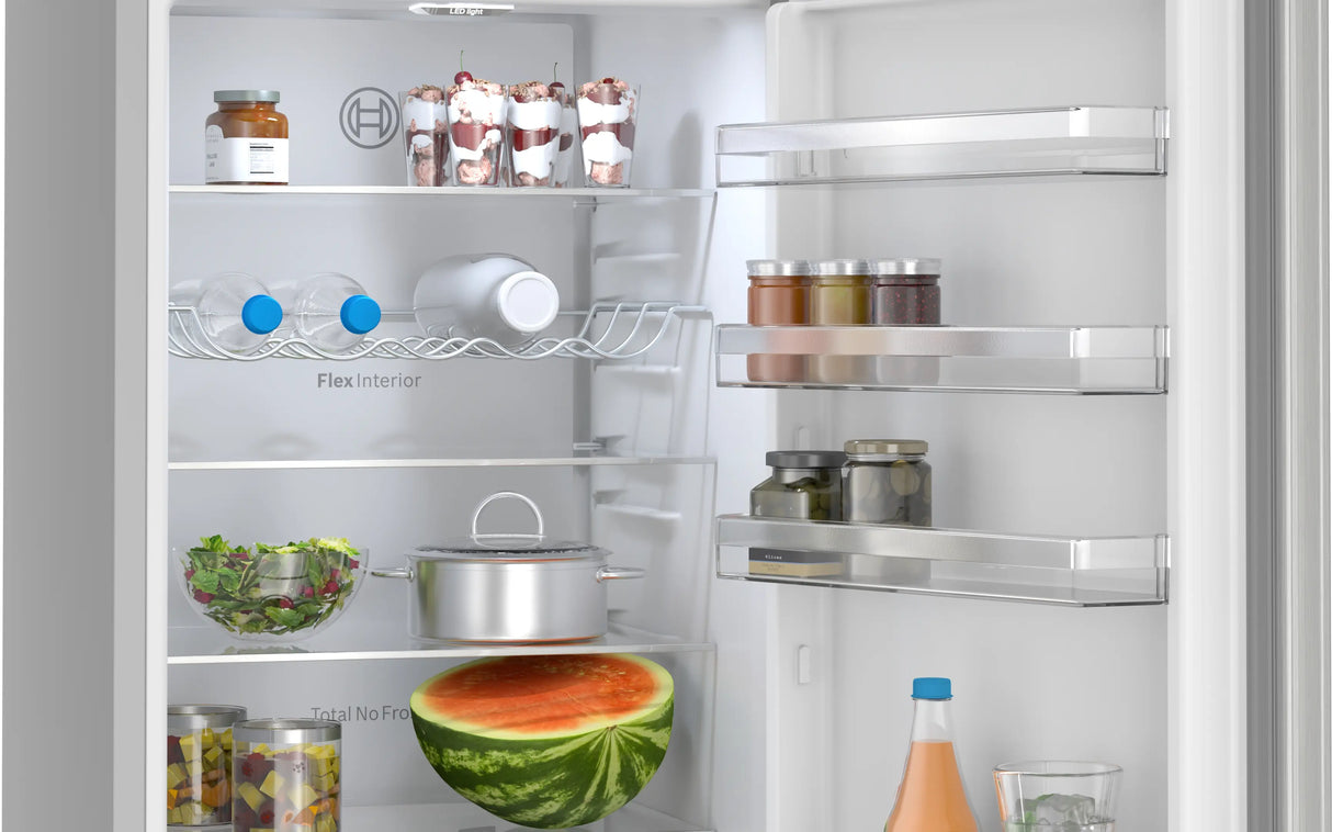 Bosch Series 4 Freestanding Fridge Freezer - Stainless Steel | KGN392LDFG