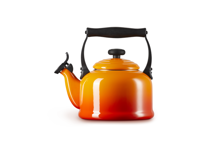 Le Creuset 2.1L Traditional Kettle - Volcanic | 40102020900000
