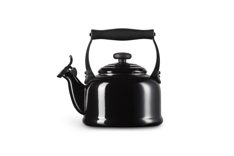 Le Creuset 2.1L Traditional Kettle - Black Onyx | 40102021400000
