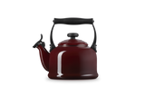 Le Creuset 2.1L Traditional Kettle - Garnet | 40102029490000