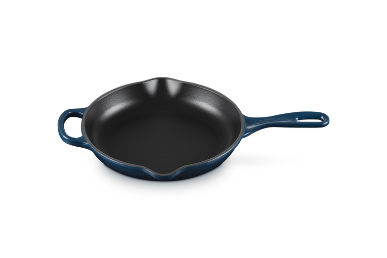 Le Creuset 23cm Cast Iron Round Skillet - Nuit | 20182231290422