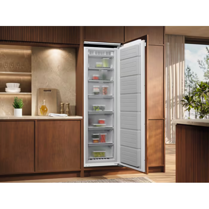 Electrolux 700 Intregrated No Frost Freezer | KUN7NE18C