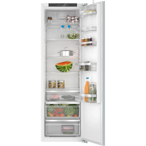 Integrated Fridges & Freezers