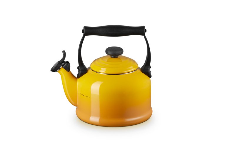 Le Creuset 2.1L Traditional Kettle - Nectar | 40102026720000