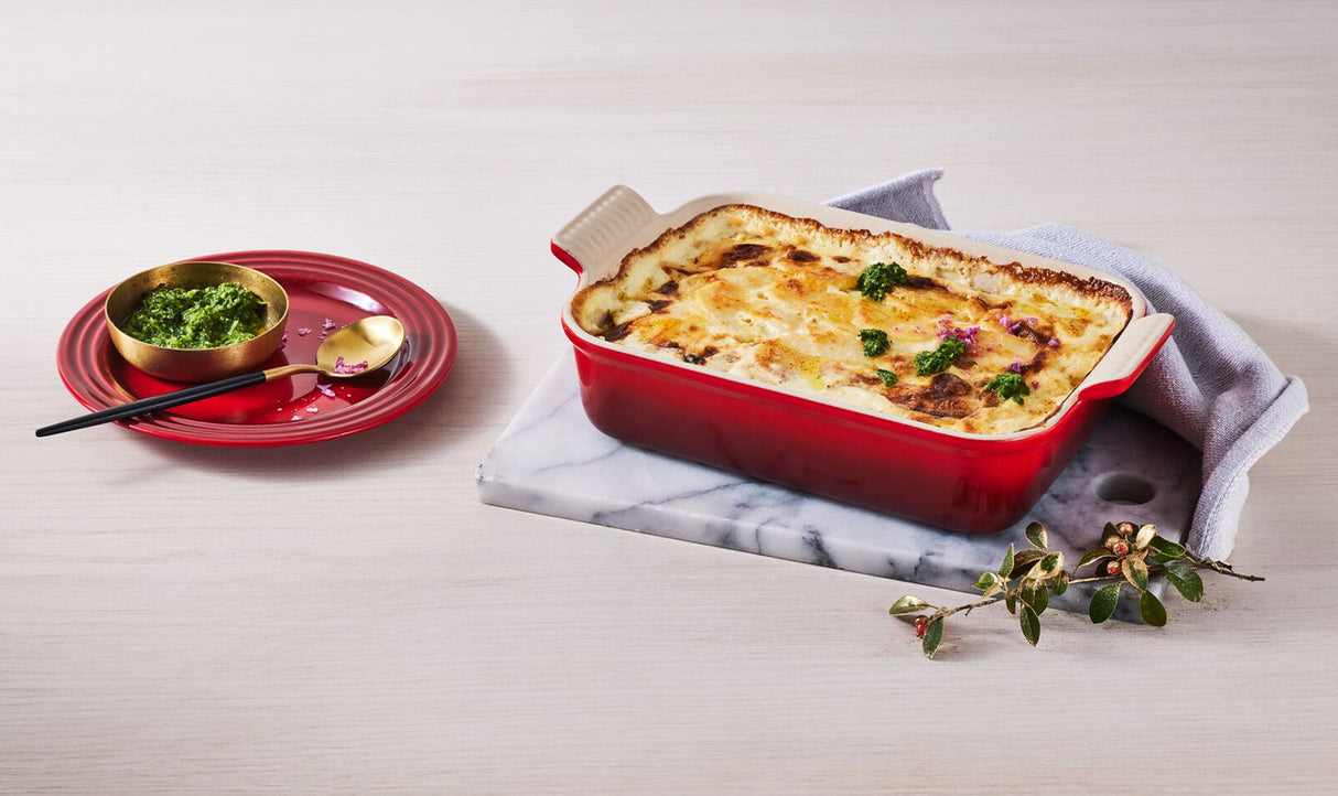 Le Creuset 32cm Stoneware Heritage Rectangular Dish - Cerise | 71102320600001