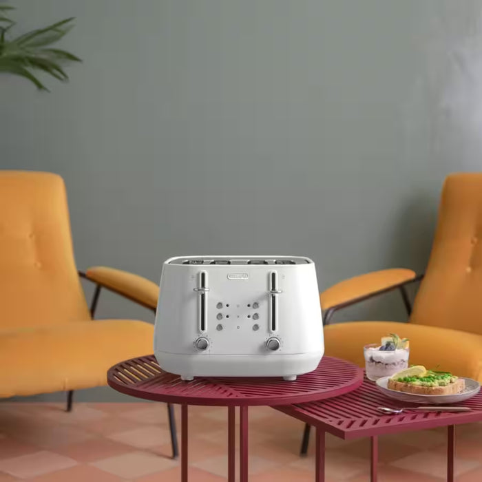 Delonghi Eclettica 4 Slice Toaster White CTY4003.W